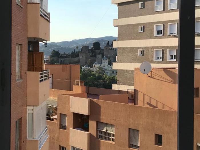 LU&CIA Malagueta 9 Apartment Malaga Bagian luar foto