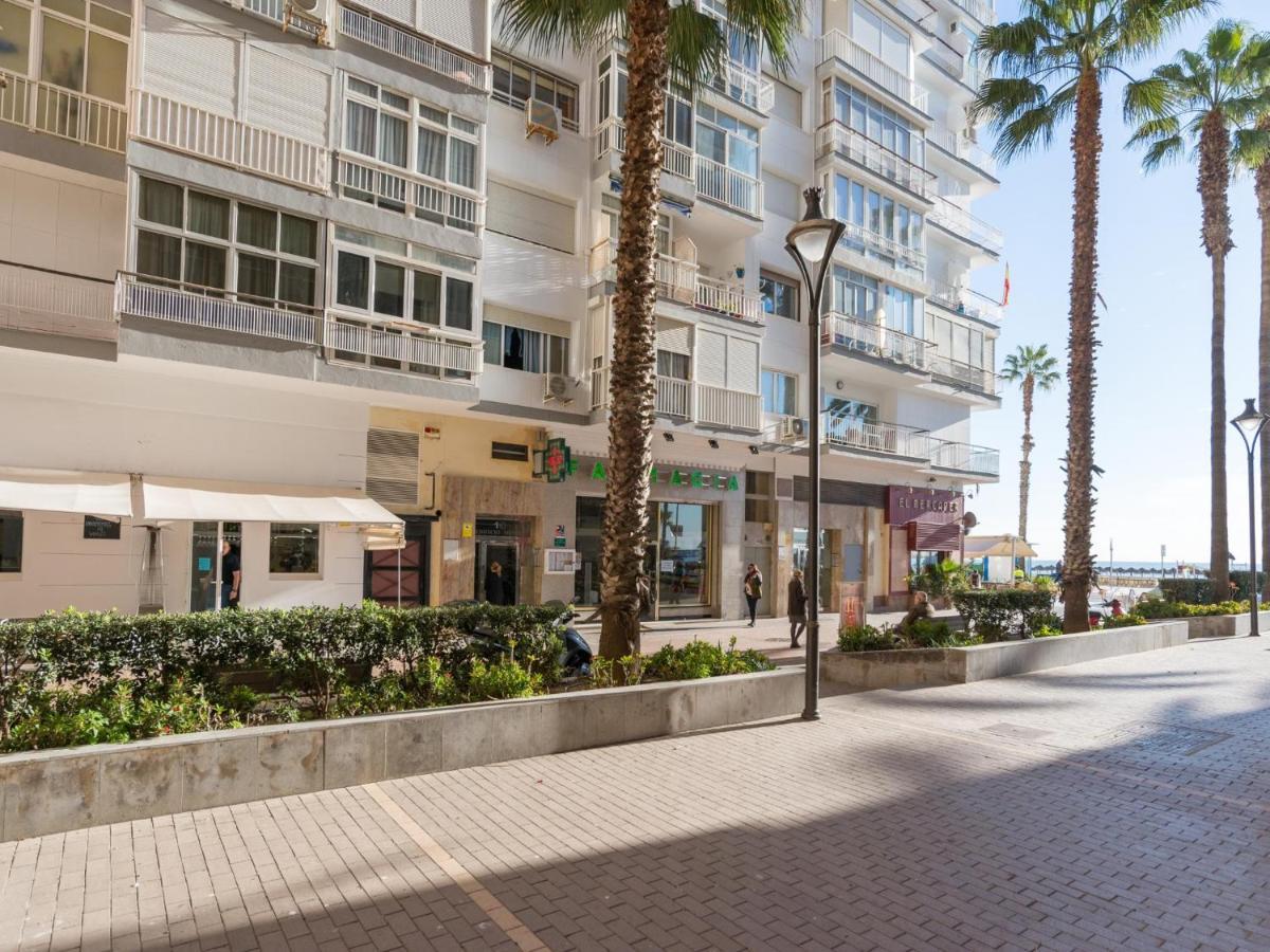 LU&CIA Malagueta 9 Apartment Malaga Bagian luar foto