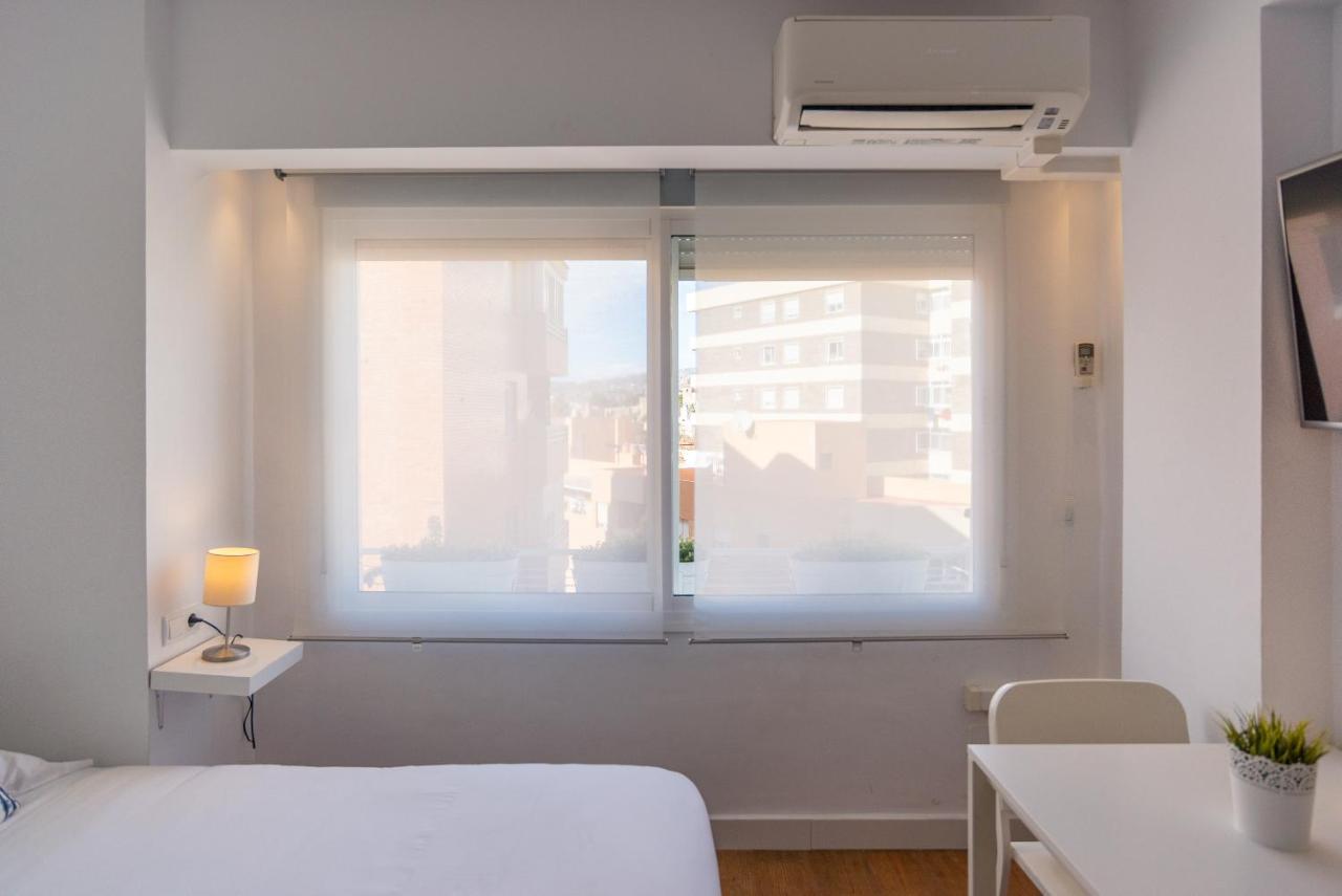 LU&CIA Malagueta 9 Apartment Malaga Bagian luar foto